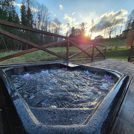 U Parow Sauna & Jacuzzi เบียลกาตัทร์ชันสกา ภายนอก รูปภาพ